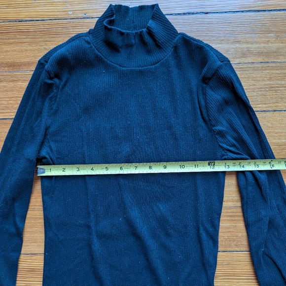 Black Ribbed Bodysuit - Picture 4 of 7